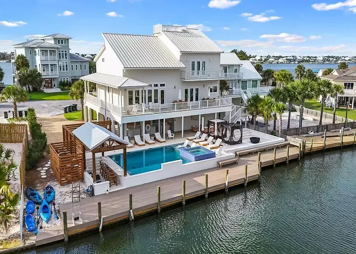 Phenomenal Lux Oceanfront House With Heated Pool & Hot Tub, Firepit, Private Dock And Very Close 2 *