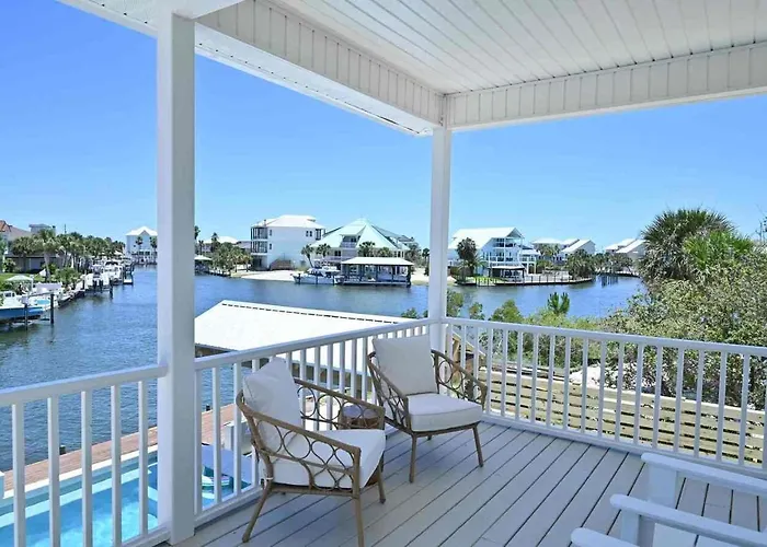 Phenomenal Lux Oceanfront House With Heated Pool & Hot Tub, Firepit, Private Dock And Very Close 2 Holiday home *