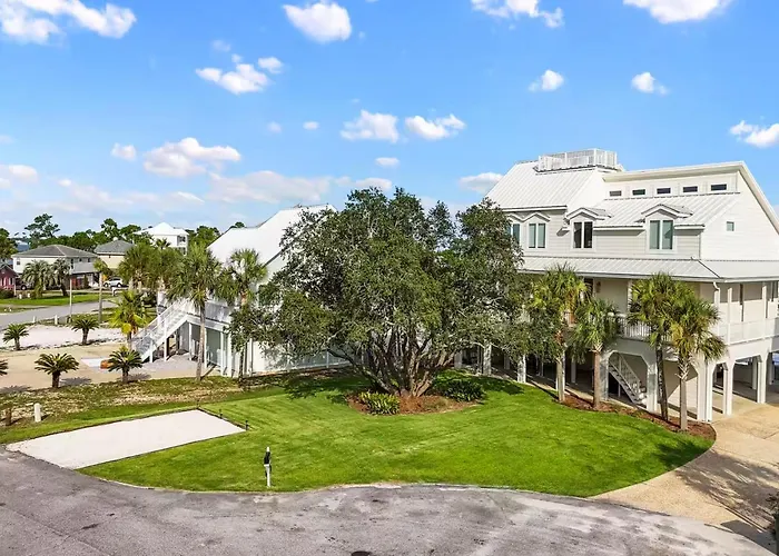 Phenomenal Lux Oceanfront House With Heated Pool & Hot Tub, Firepit, Private Dock And Very Close 2 Holiday home Pensacola