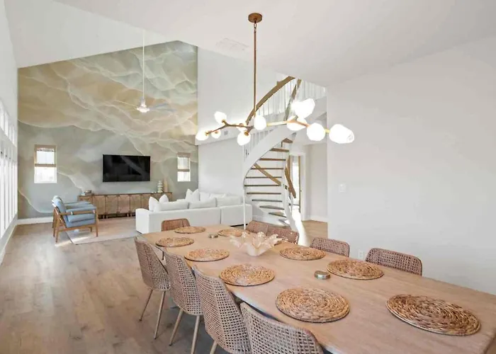 Phenomenal Lux Oceanfront House With Heated Pool & Hot Tub, Firepit, Private Dock And Very Close 2 *