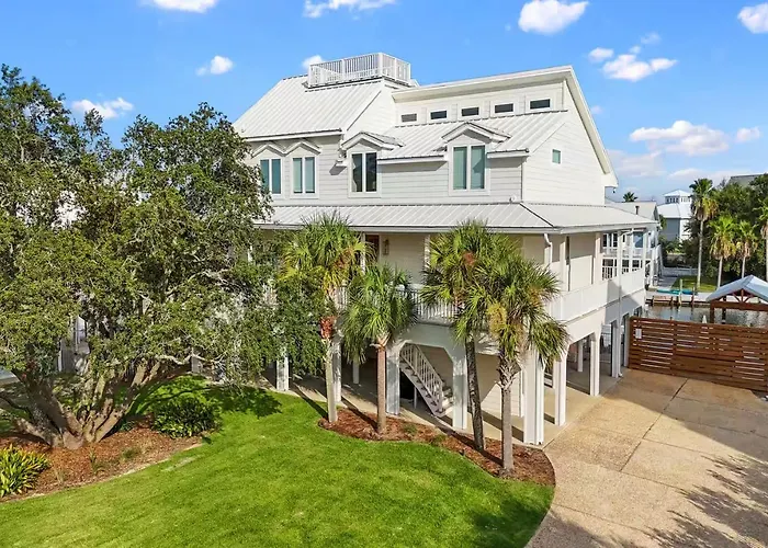 Phenomenal Lux Oceanfront House With Heated Pool & Hot Tub, Firepit, Private Dock And Very Close 2 Holiday home Pensacola